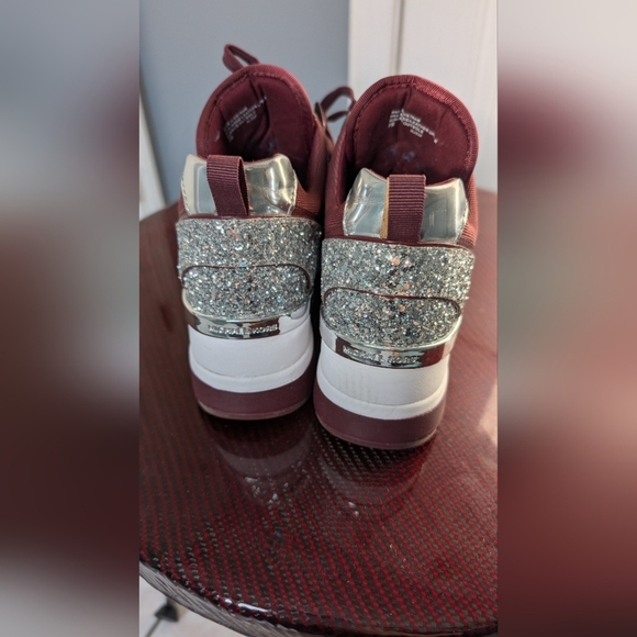 EUC Michael Kors Georgie Glitter and Faux Leather Trainer Size 7 - Picture 3 of 8